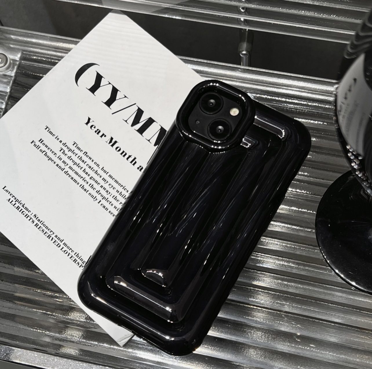Iphone Cromatic Shade With Puffer