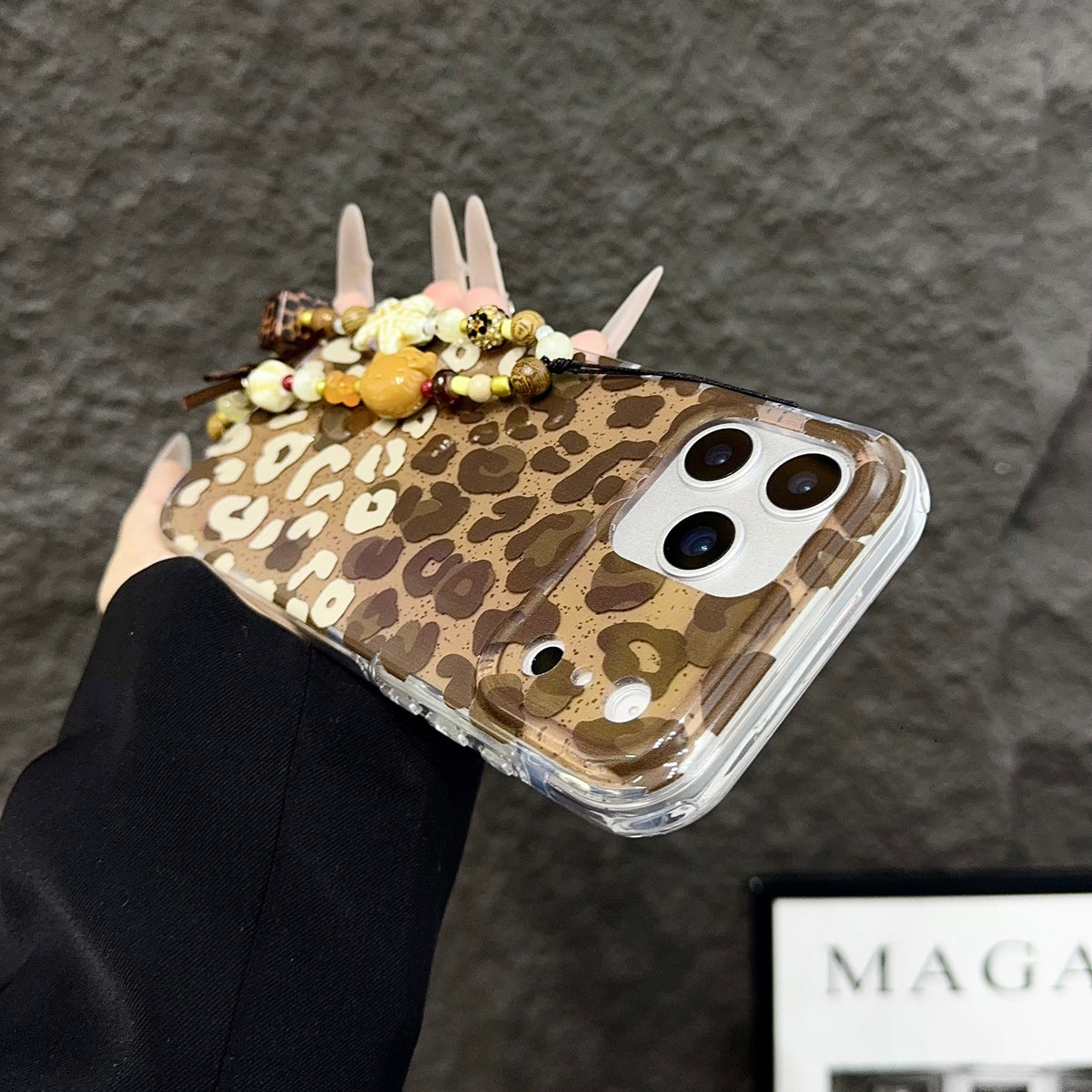 Leopard Print Phone Case – Stylish Brown Animal Pattern Cover