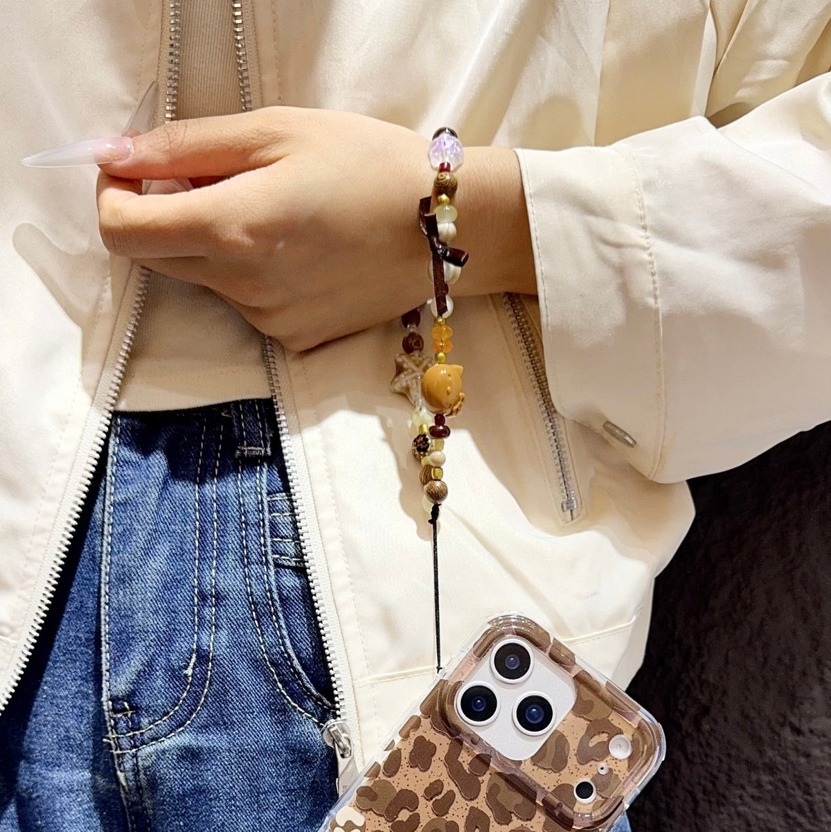 Leopard Print Phone Case – Stylish Brown Animal Pattern Cover