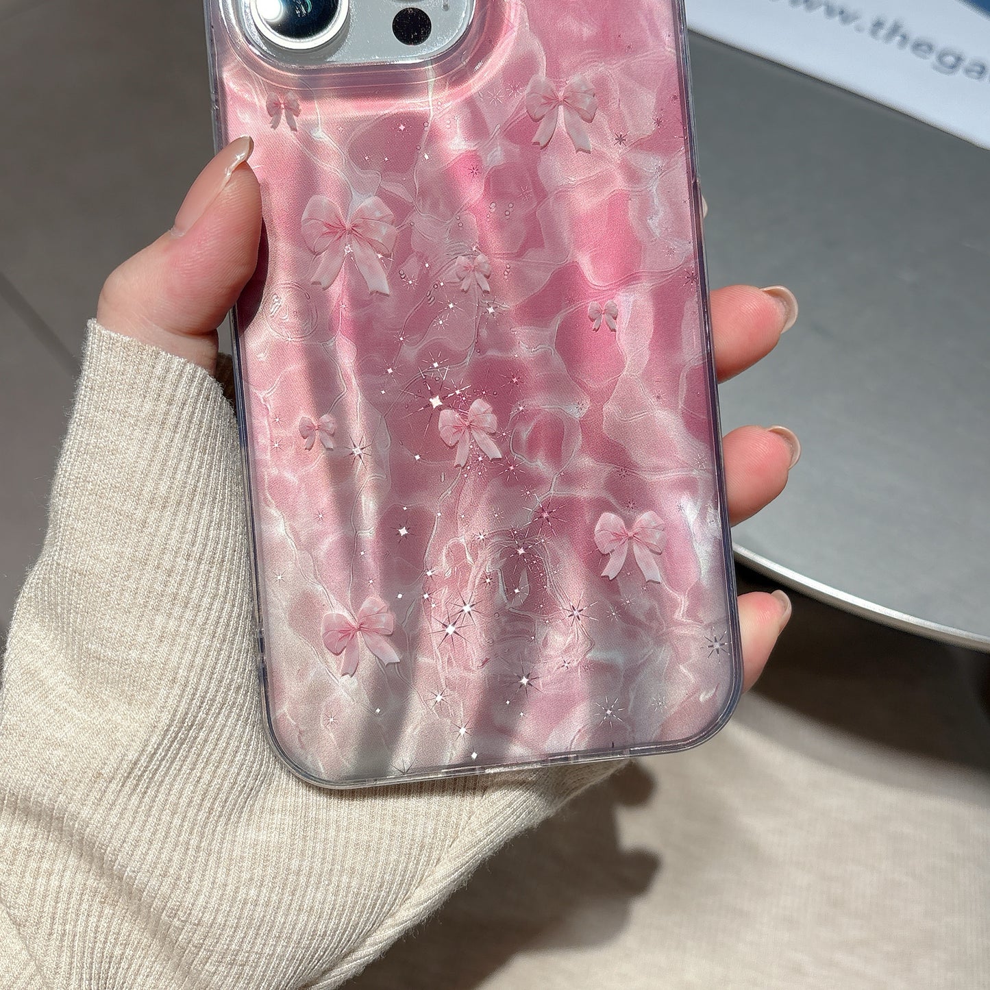Glossy Pink Bow Wave Case – Shiny Cute iPhone Cover with Soft Glow