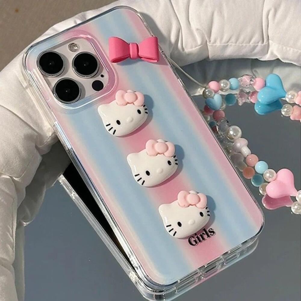 Kitty Case With Pendant Charm