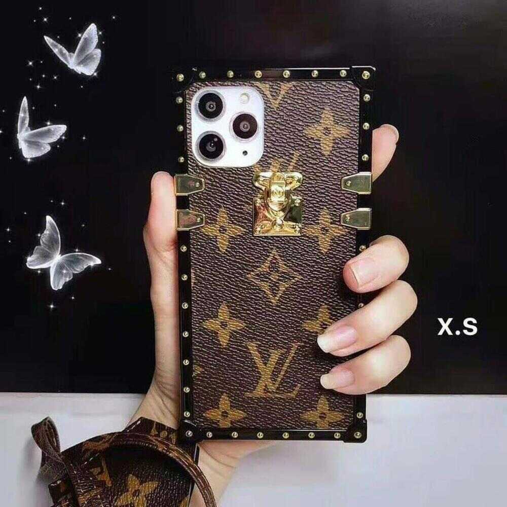 Iphone Luxury Branded Trunk Leather Case