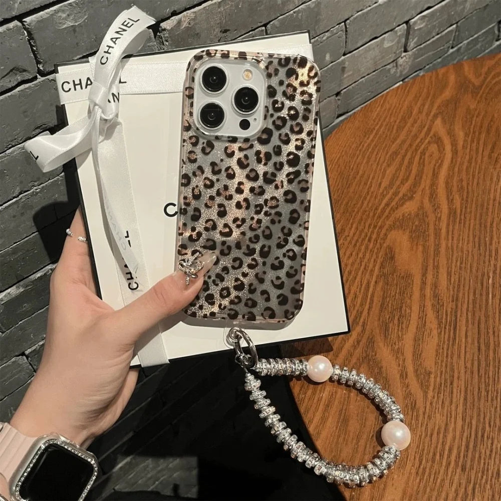 Wild Chic Leopard Case with Pendant Charm