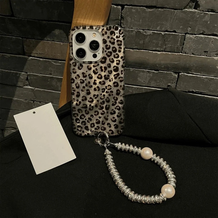 Wild Chic Leopard Case with Pendant Charm