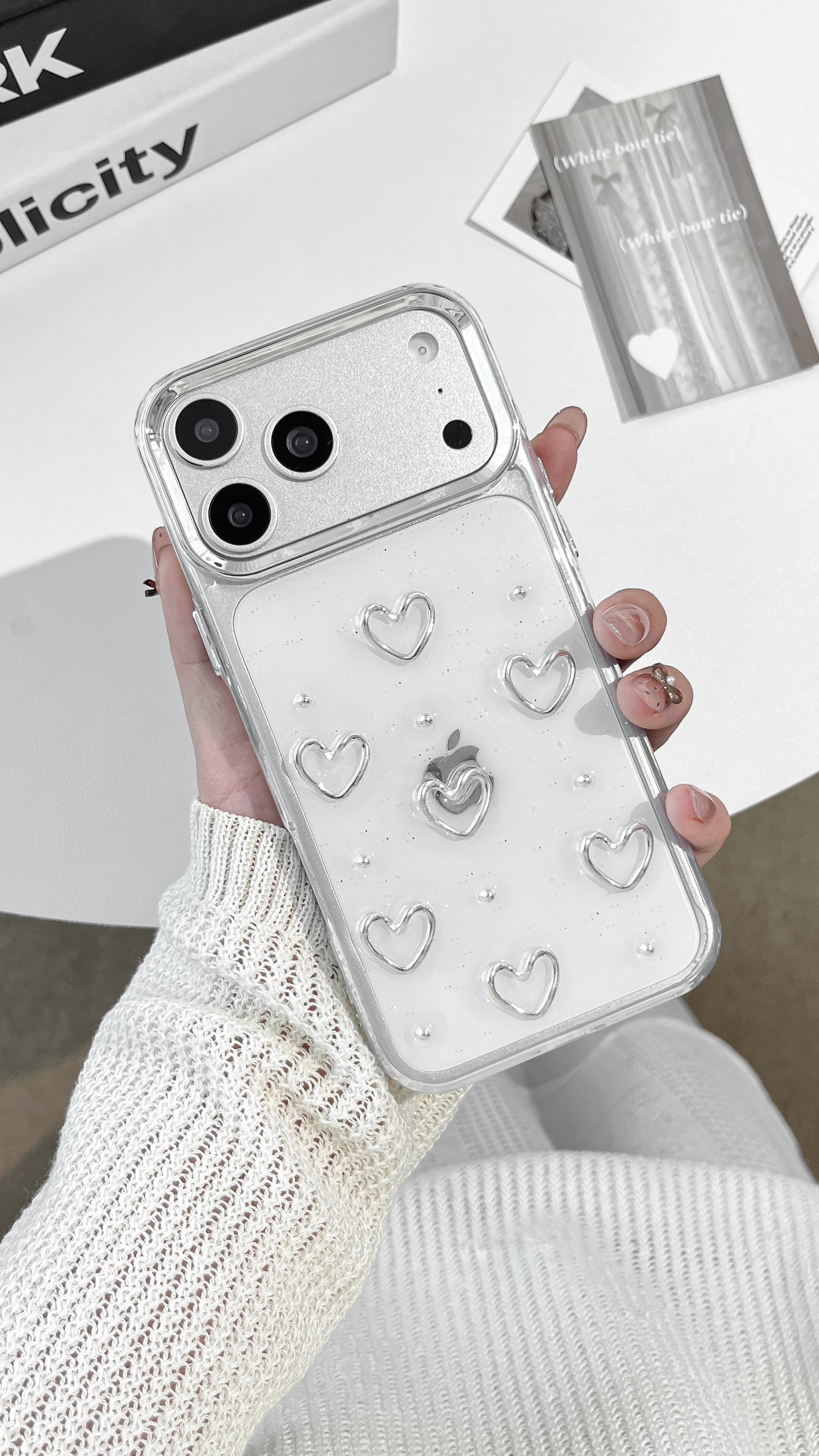 Clear Heart Phone Case – Soft, Stylish & Lightweight Protective Cover