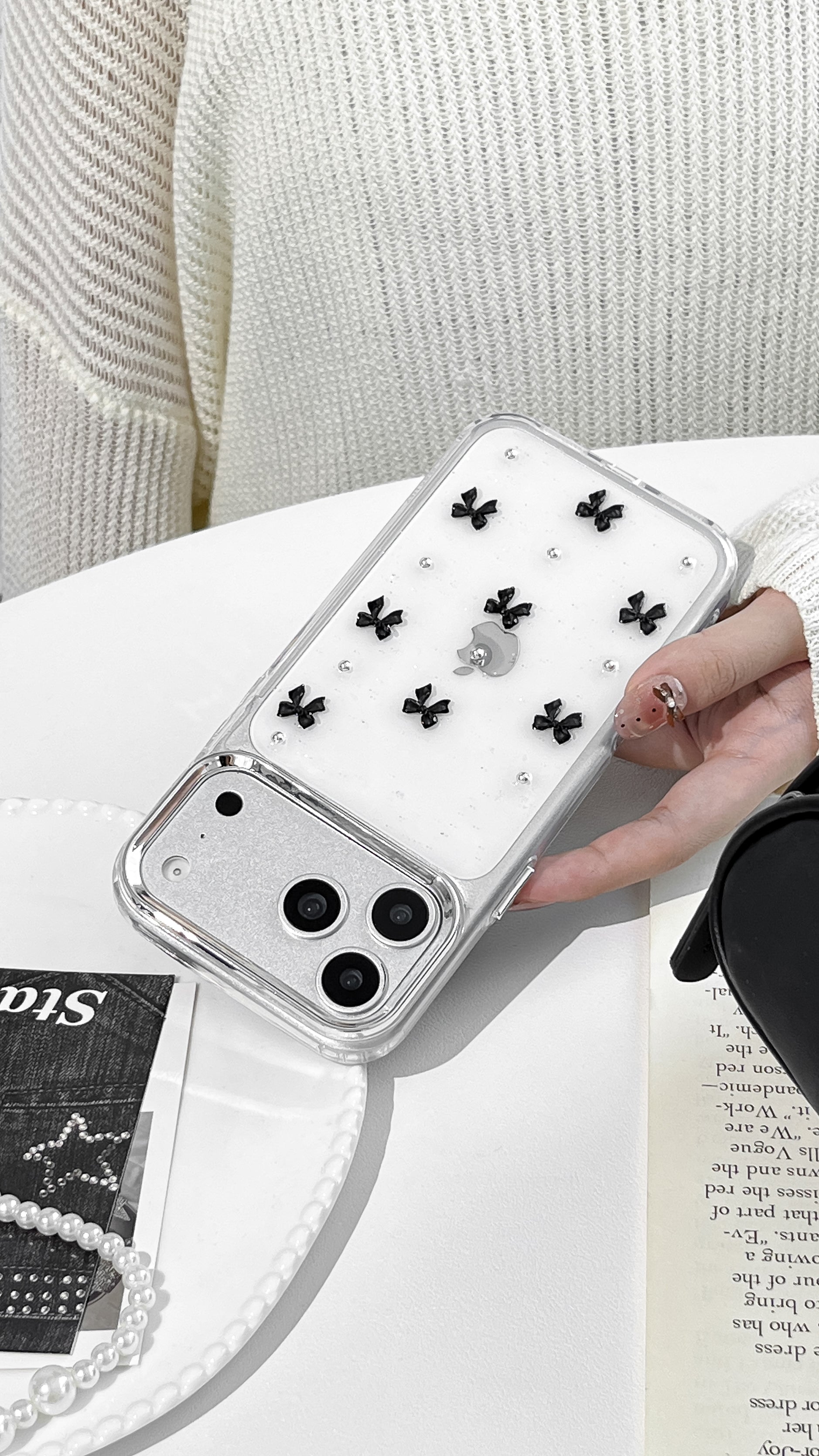 Stylish Clear Phone Case with Black Bow Charms—Cute Protective Cover