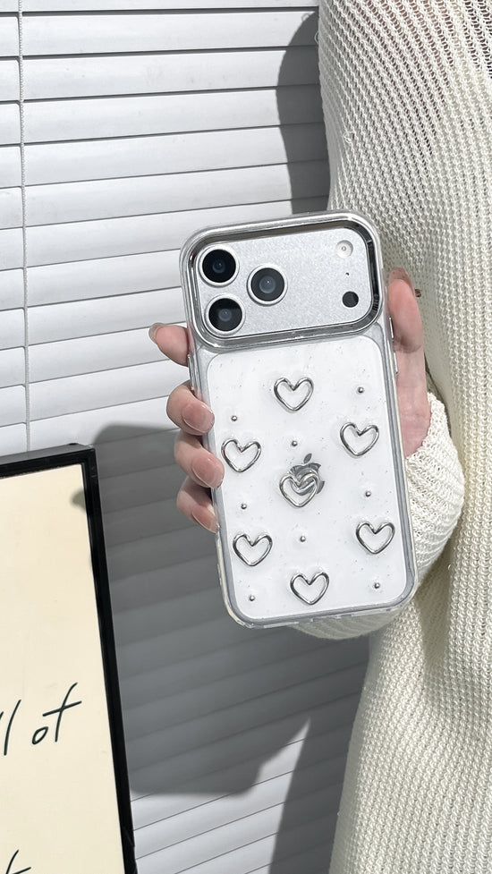 Clear Heart Phone Case – Soft, Stylish & Lightweight Protective Cover