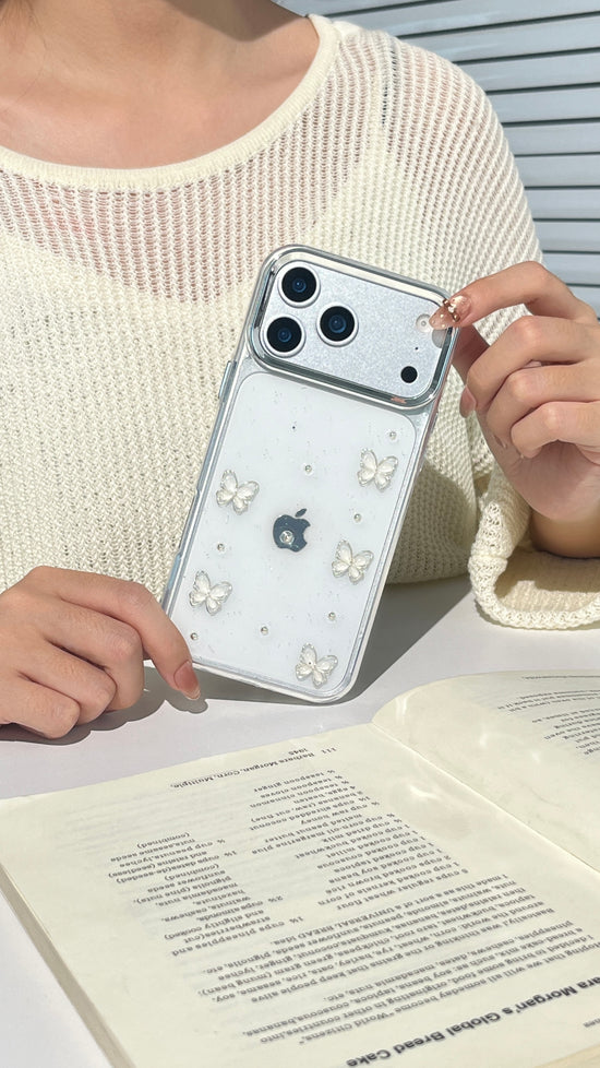 Transparent Butterfly Charm Phone Case – Light, Beautiful, and Protective Shell