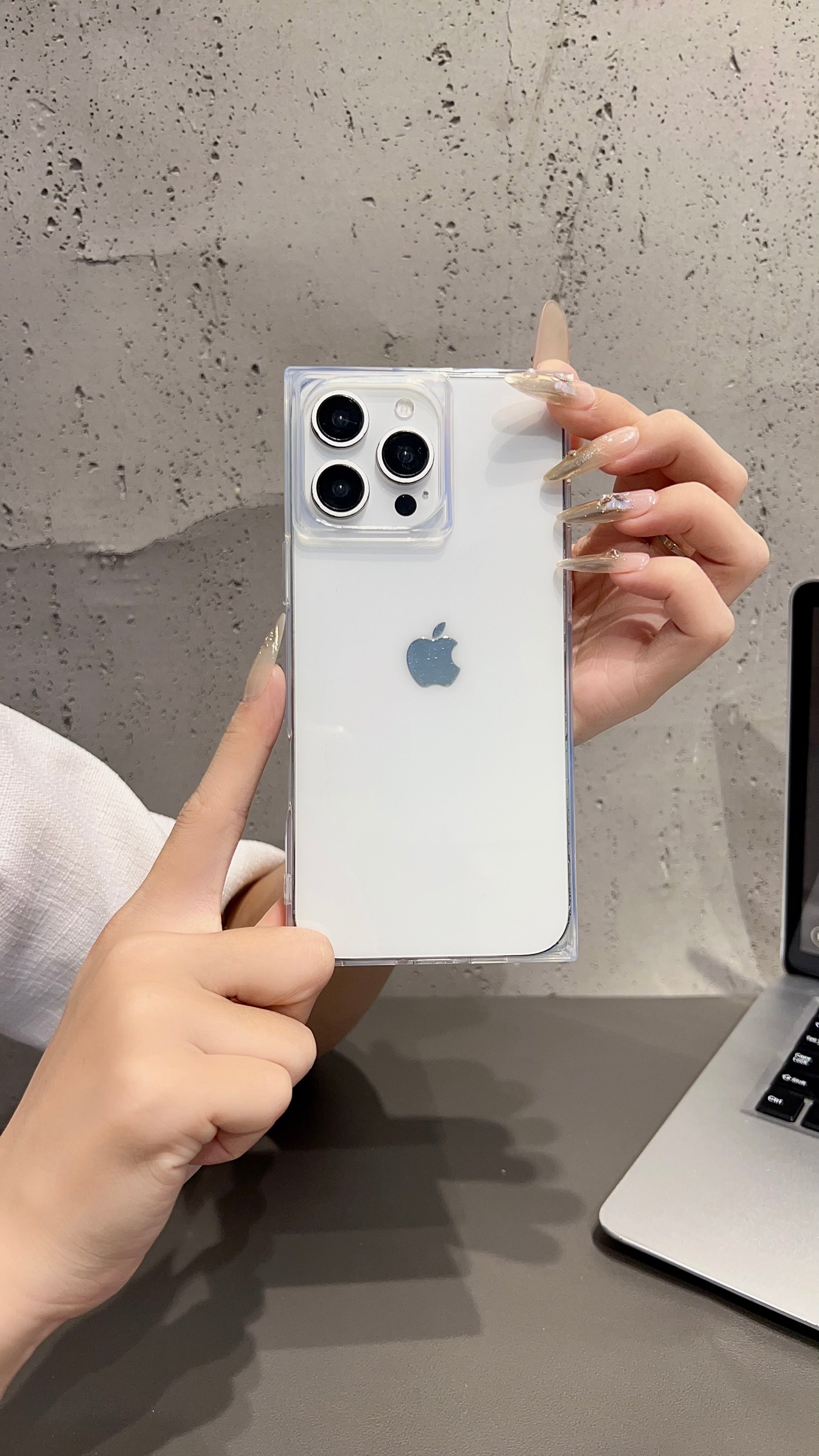 Transparent Clear Phone Case – Slim, Protective & Minimal Design