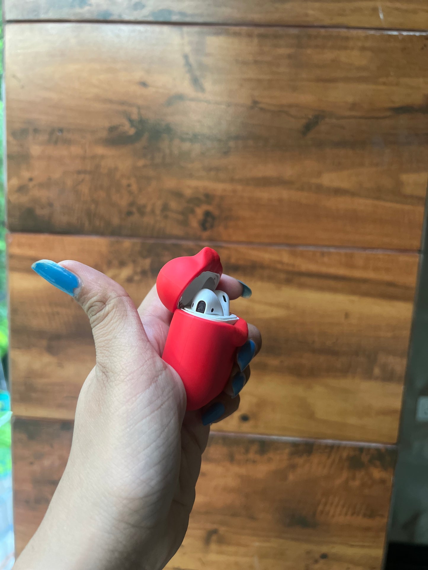 Bold Red Lips AirPods Case