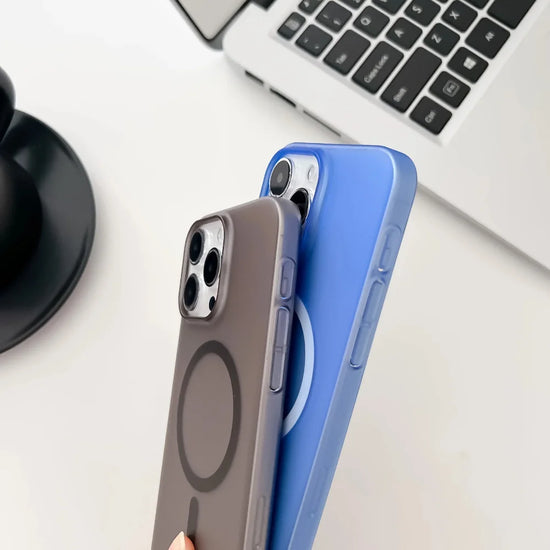 Frosted Ultra Thin MagSafe Case