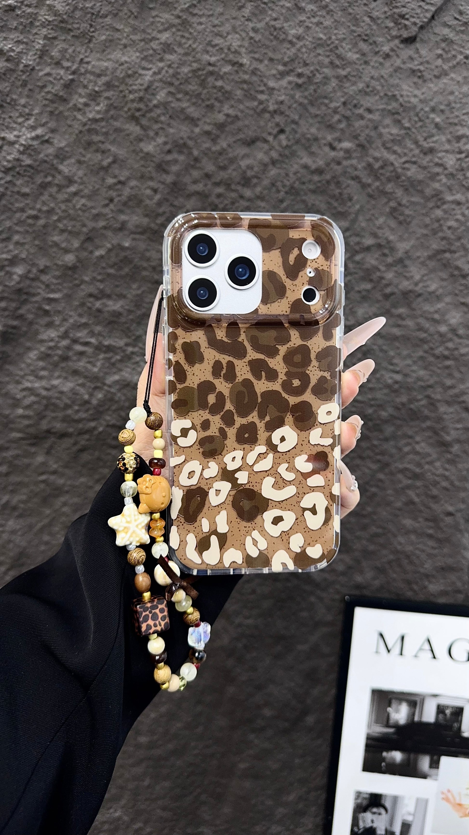 Leopard Print Phone Case – Stylish Brown Animal Pattern Cover