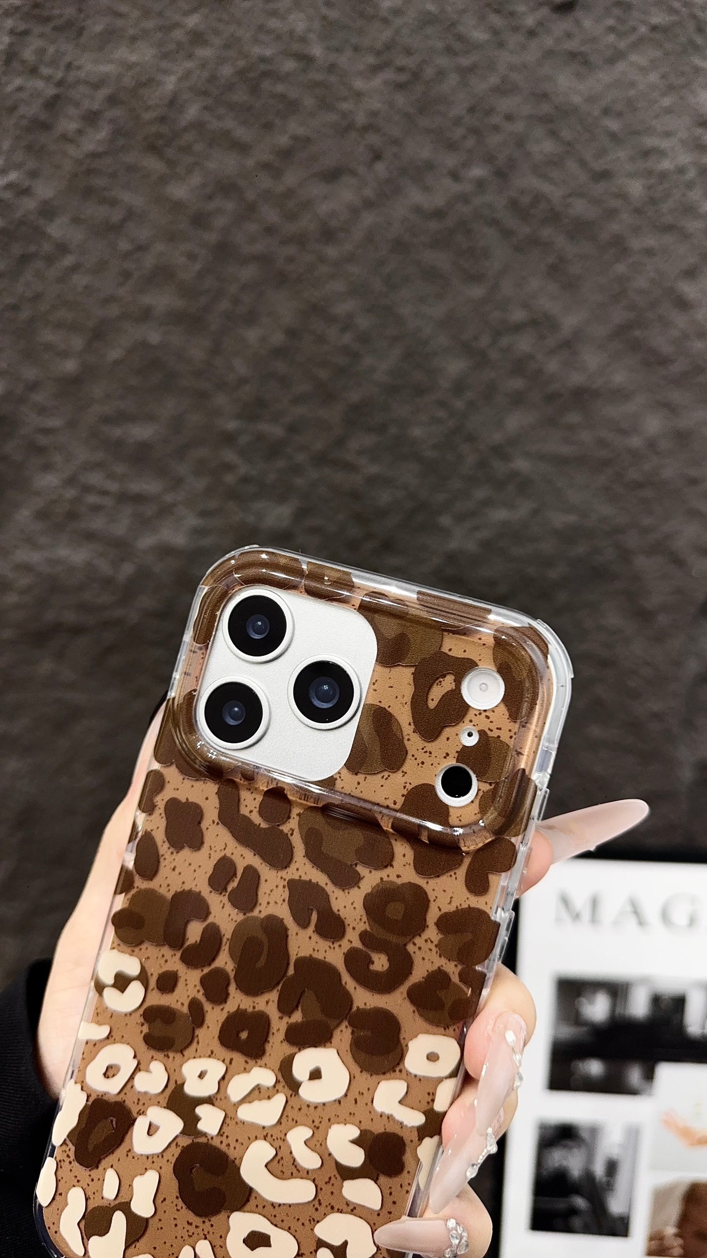 Leopard Print Phone Case – Stylish Brown Animal Pattern Cover