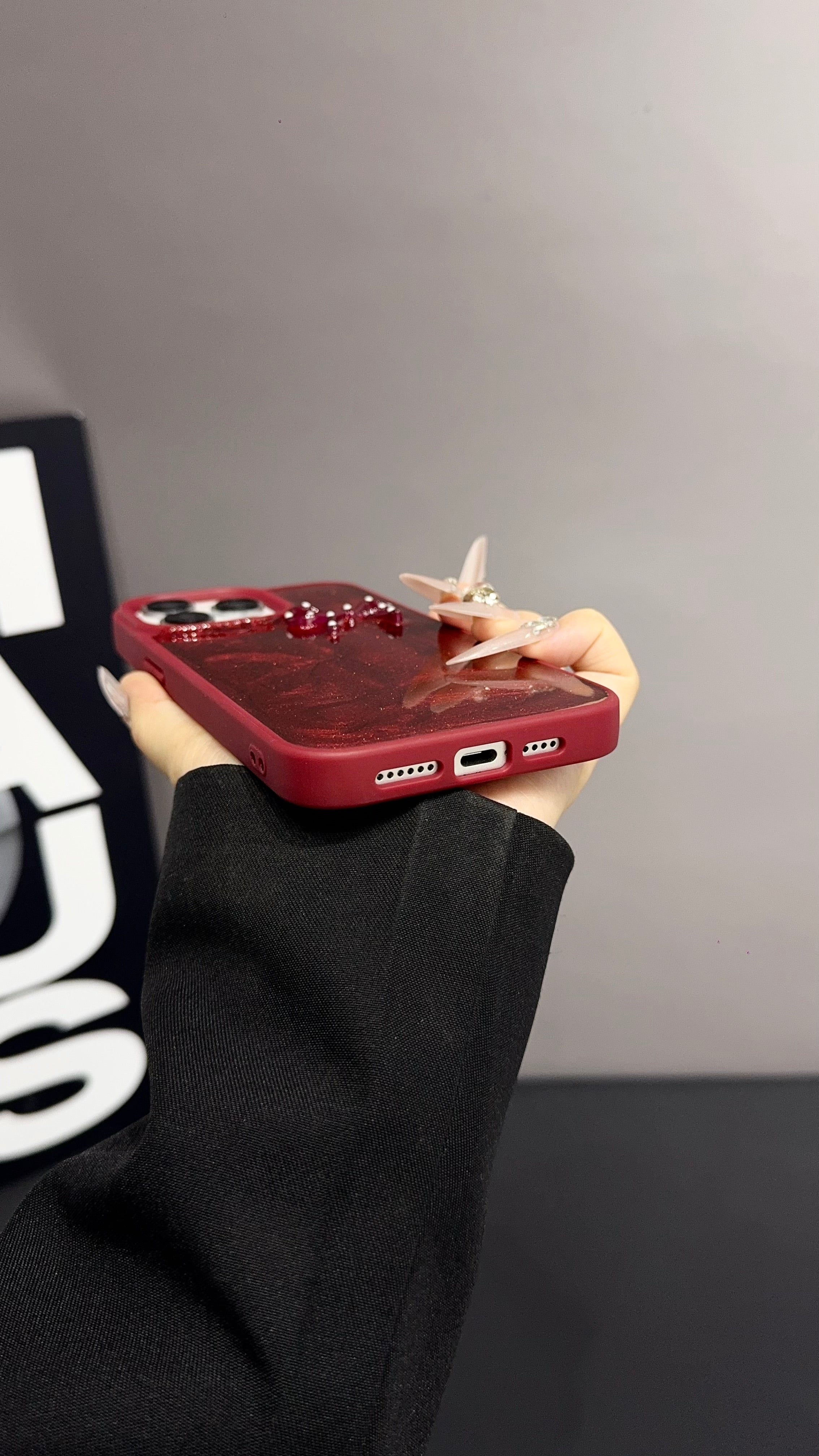 iPhoneアクセサリー Casetify pillow case Ruby Red Bow 16pro Red Ruby Bow iPhone Case – Glossy Protective Cover with 3D Bow
