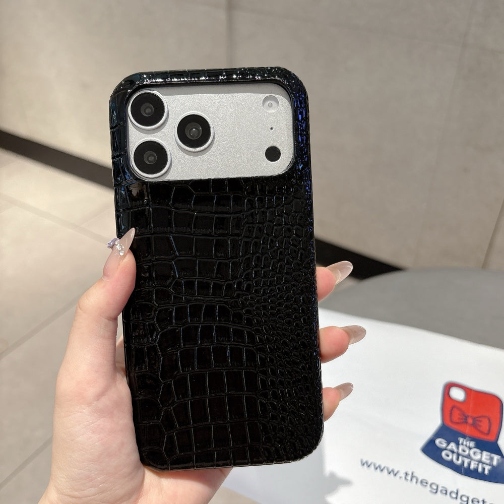 Midnight Croc Texture iPhone Case – Bold Black Luxury Phone Cover