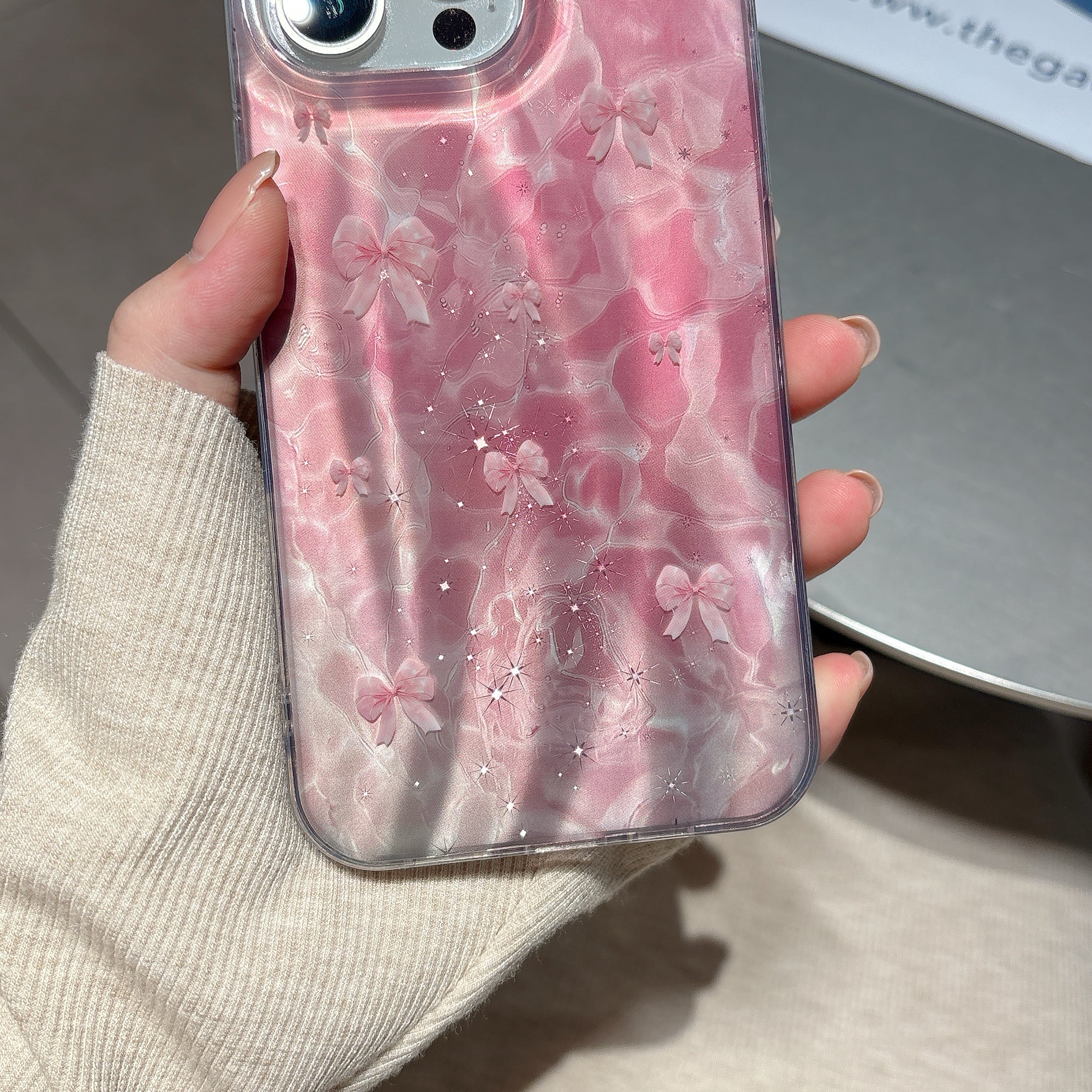 Glossy Pink Bow Wave Case – Shiny Cute iPhone Cover with Soft Glow