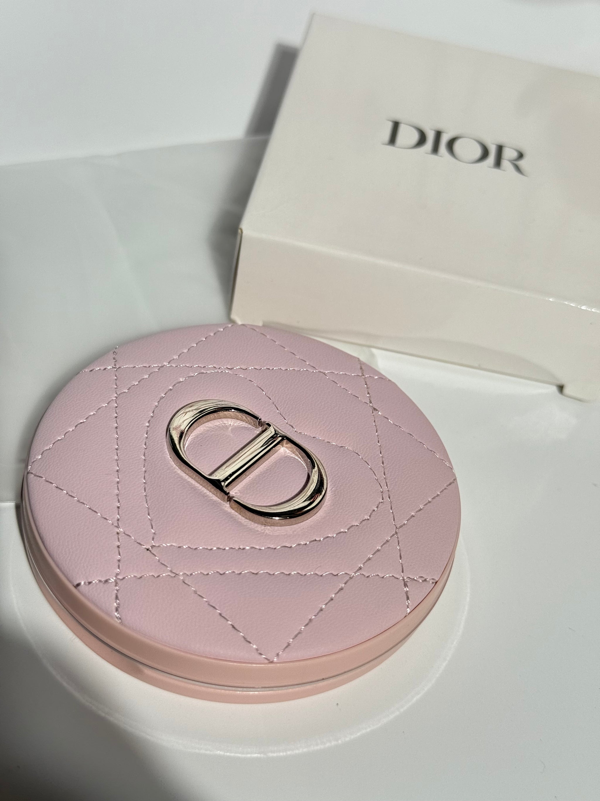 Pink Quilted Compact Mirror – Cute & Stylish Pocket Makeup Mirror