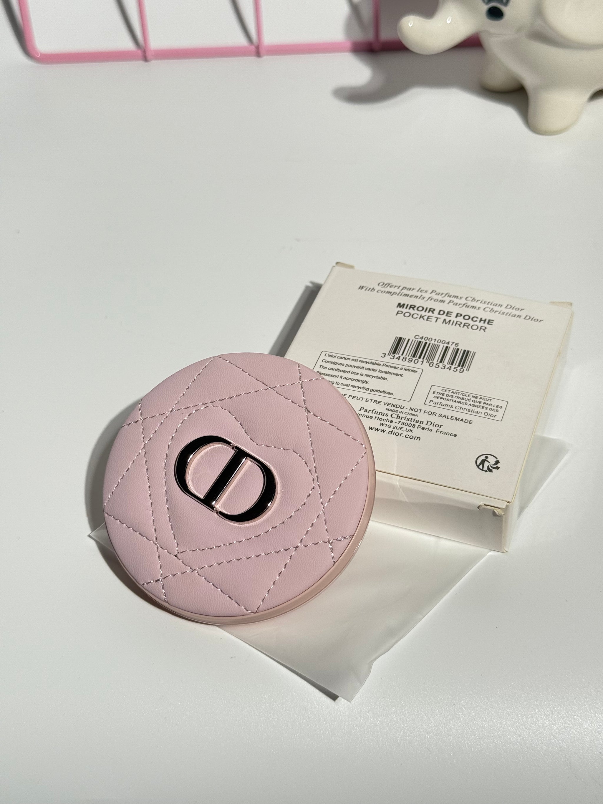 Pink Quilted Compact Mirror – Cute & Stylish Pocket Makeup Mirror