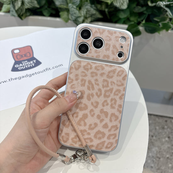Blush Safari Sparkle iPhone Case with Matching Wrist Strap – Chic Glitter Leopard Design