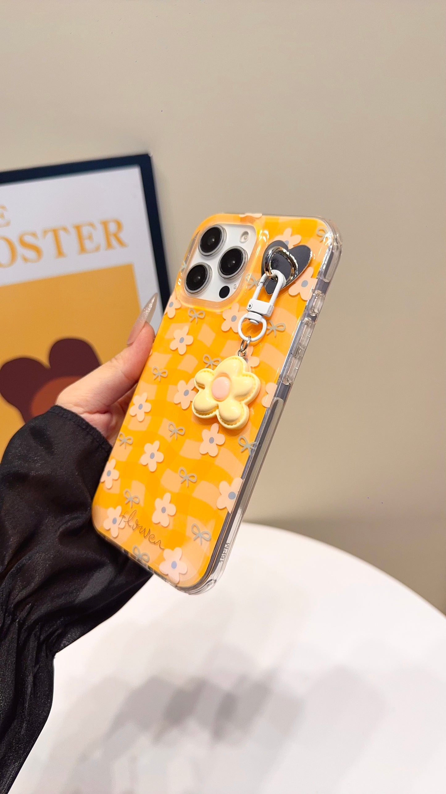 Yellow Daisy Charm iPhone Case – Cute Floral Protective Cover for Girls