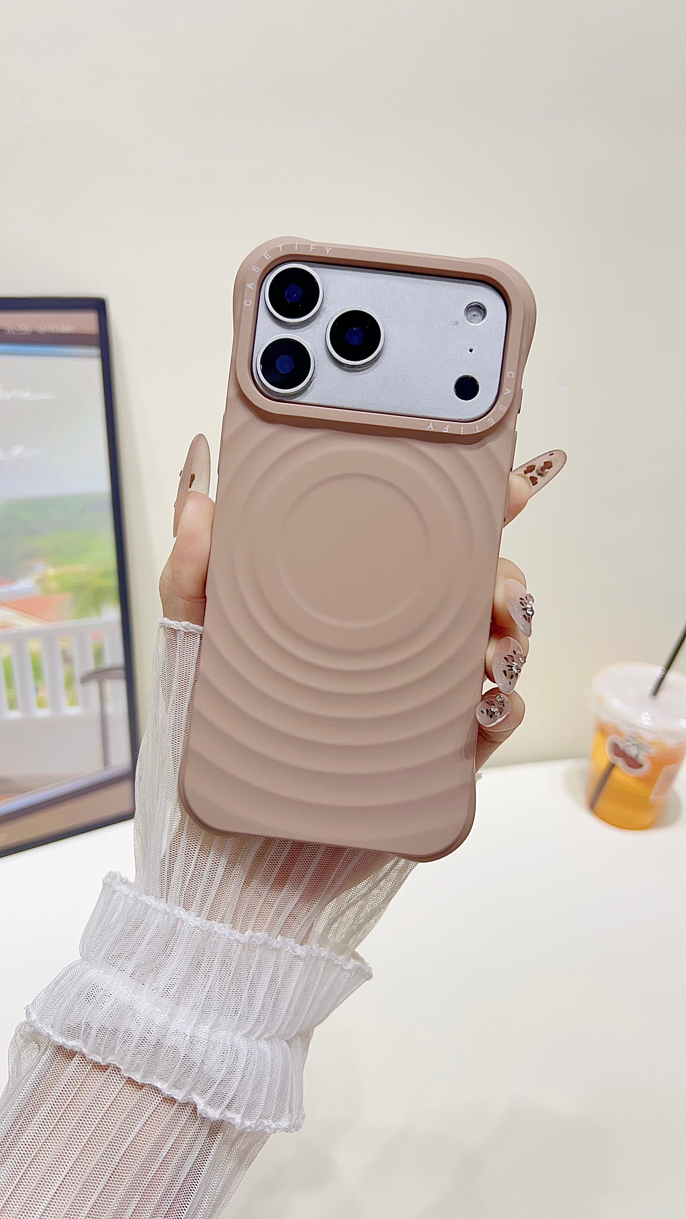 Wave Pattern MagSafe iPhone Case – Chic Minimal Design with Camera Protection