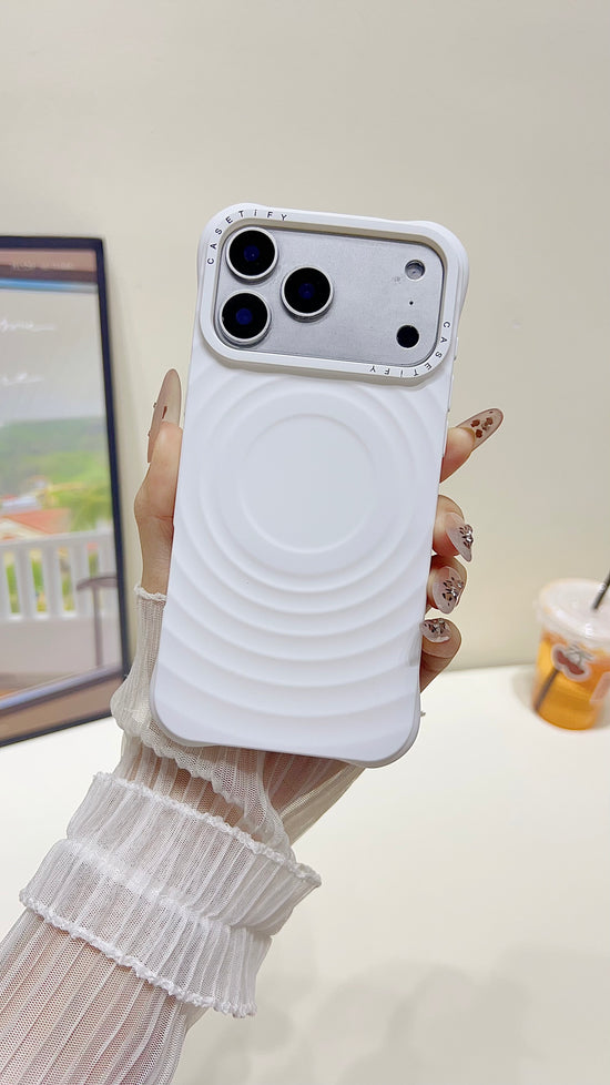 Wave Pattern MagSafe iPhone Case – Chic Minimal Design with Camera Protection