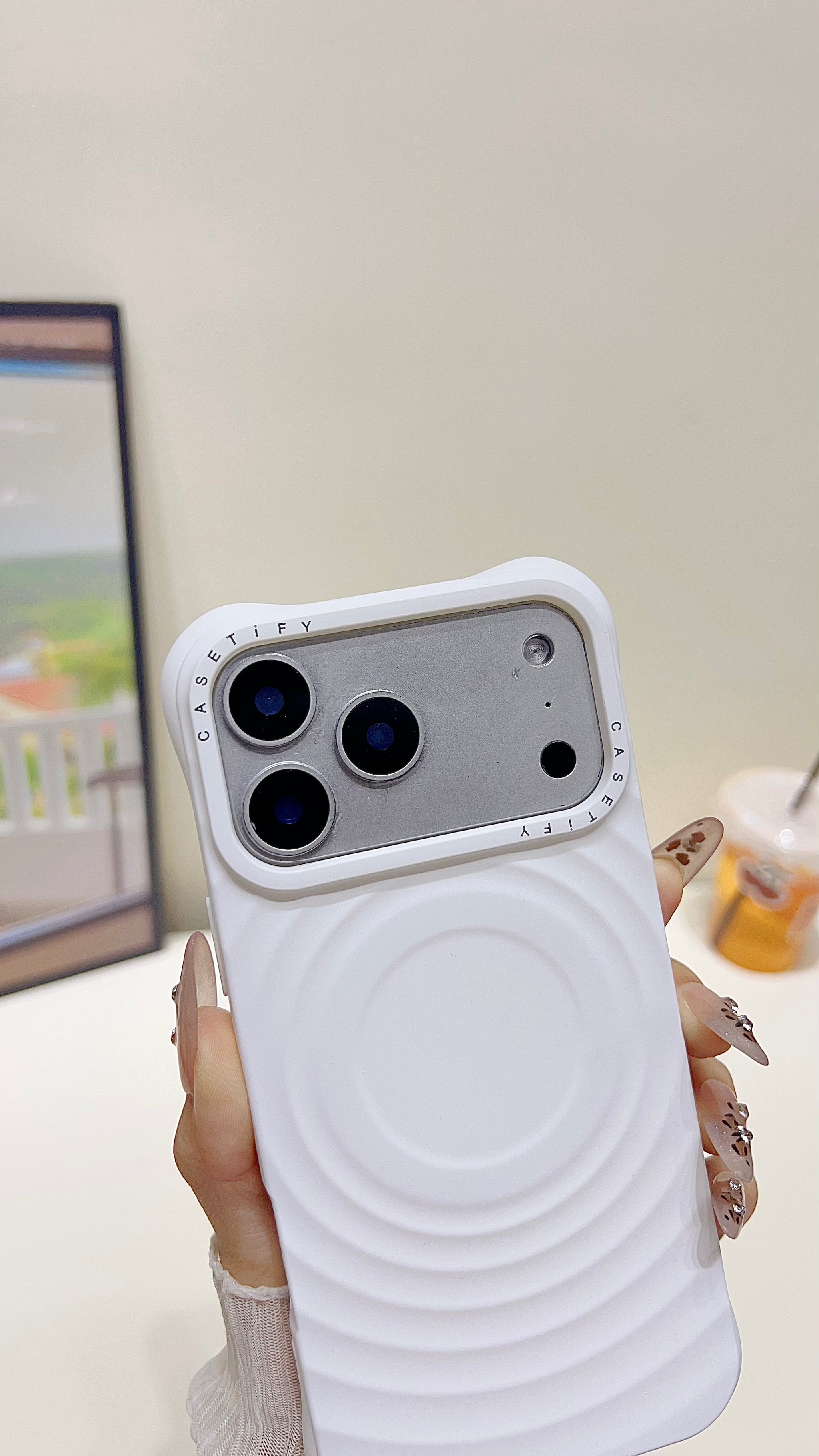 Wave Pattern MagSafe iPhone Case – Chic Minimal Design with Camera Protection