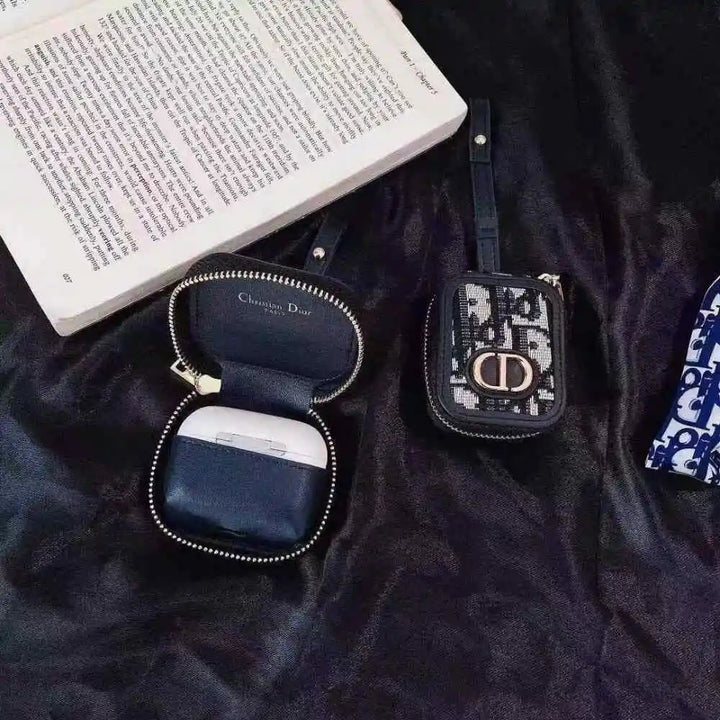 Montaigne Leather AirPods Case
