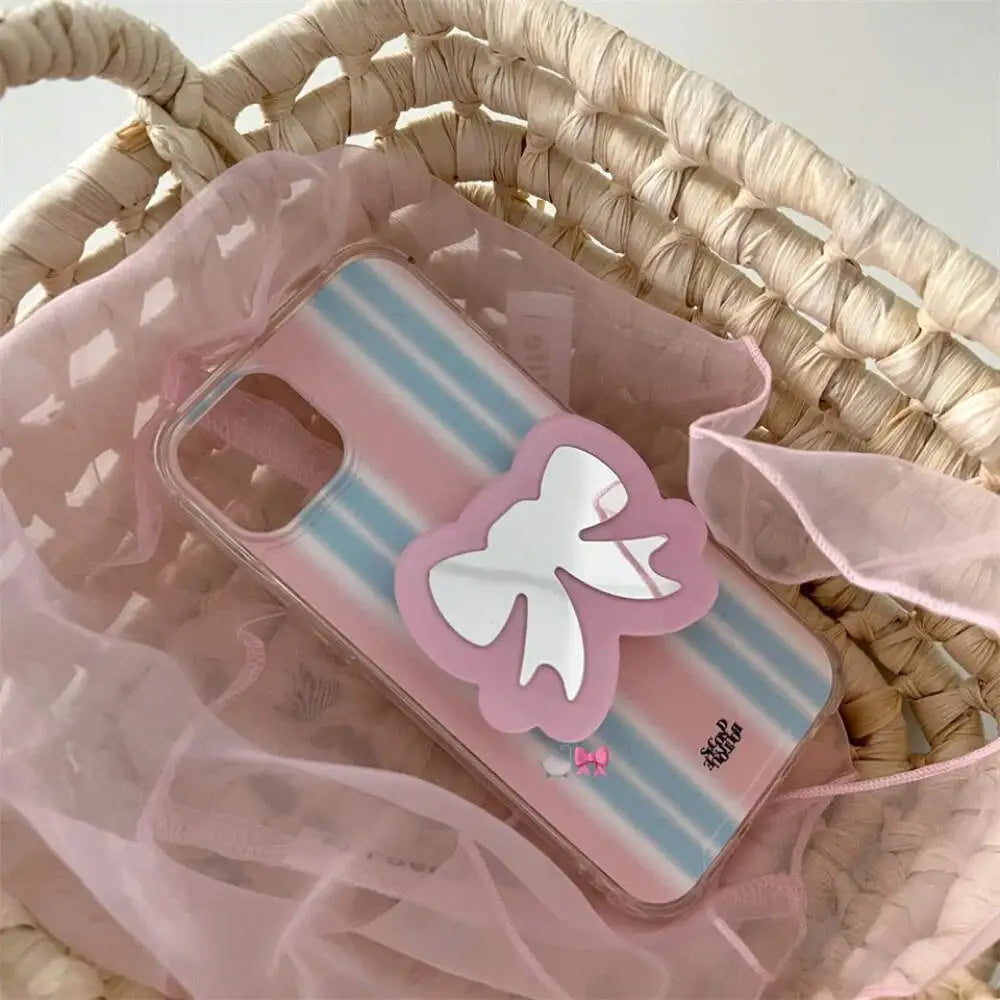 Bow case with bow mirror pop socket