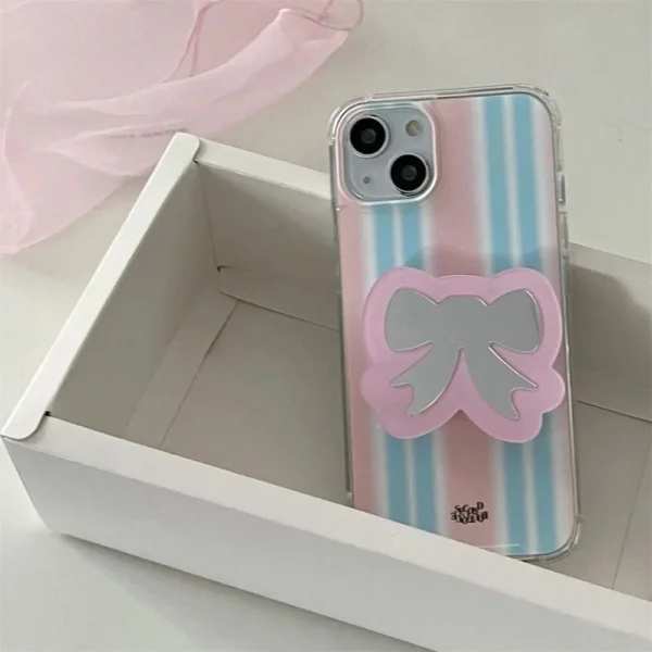 Bow case with bow mirror pop socket