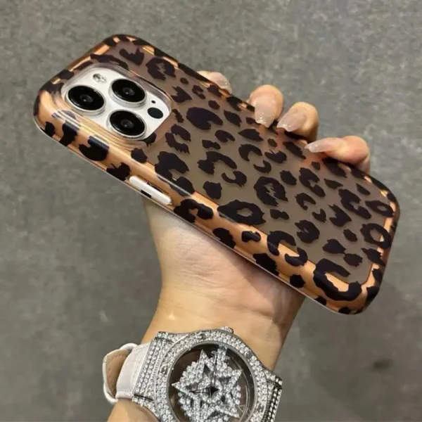 iPhone Holographic leopard Print Case