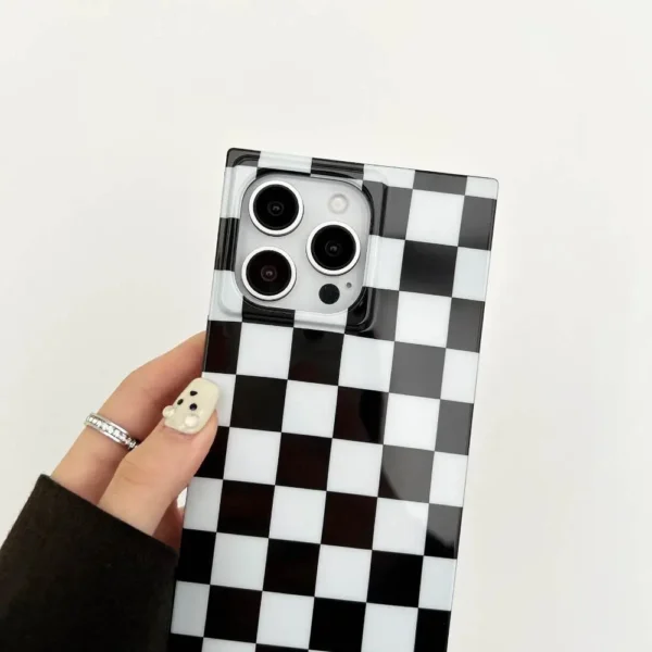 Rectangular 3D Black And White Square Case