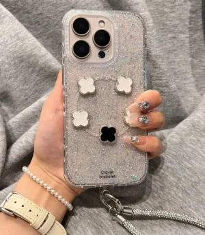 Sparkle Clover Charm Case with Silver Hand Chain